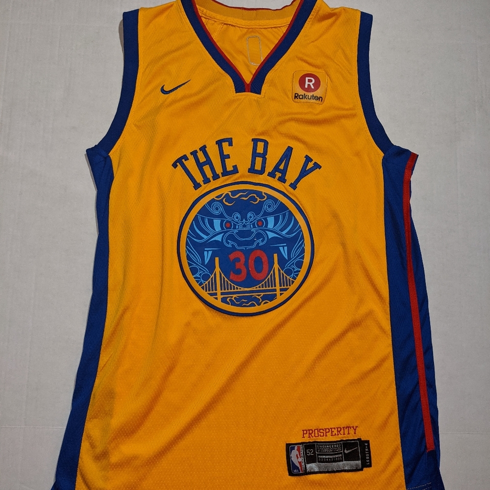 Nike Warriors Chinese New Years Steph Curry Jersey Medium